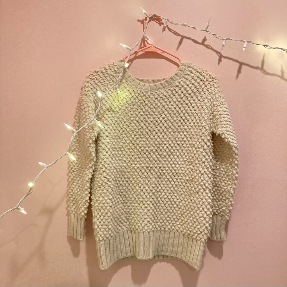 American Eagle Outfitters cream sweater